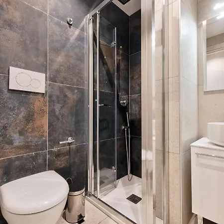 Appartamento La Casa Di Malu Apart : Artistic Flats *