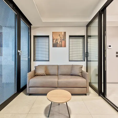 Apartment La Casa Di Malu Apart : Artistic Flats *