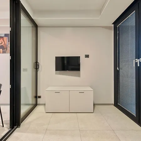 Apartment La Casa Di Malu Apart : Artistic Flats Turin