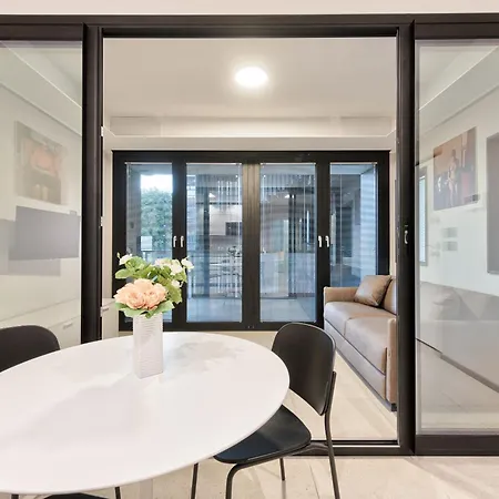 La Casa Di Malu Apart : Artistic Flats Apartment *